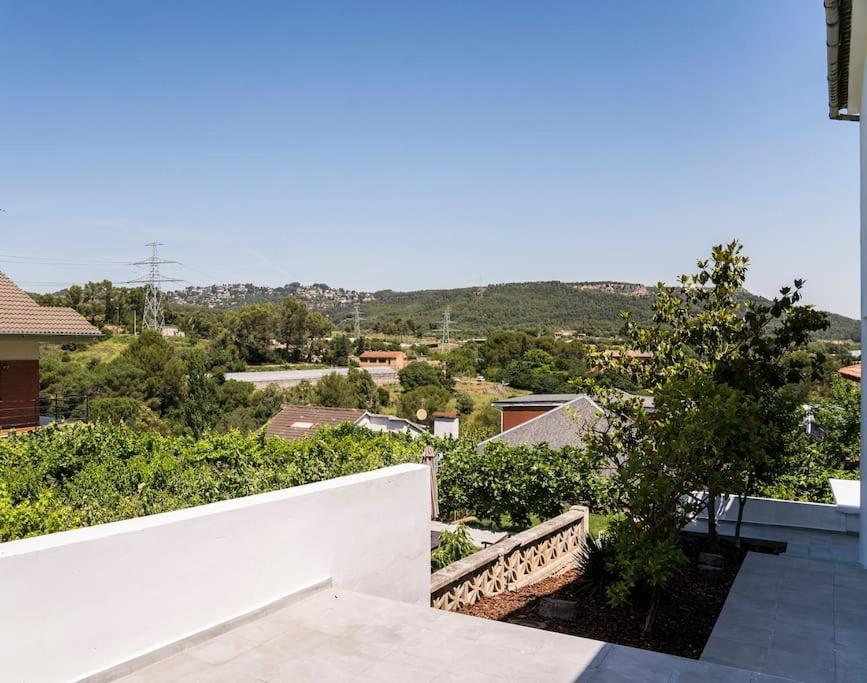 20 Min From Bcn- Charming House W/ Pool & Bbq Area Villa Cervelló Buitenkant foto