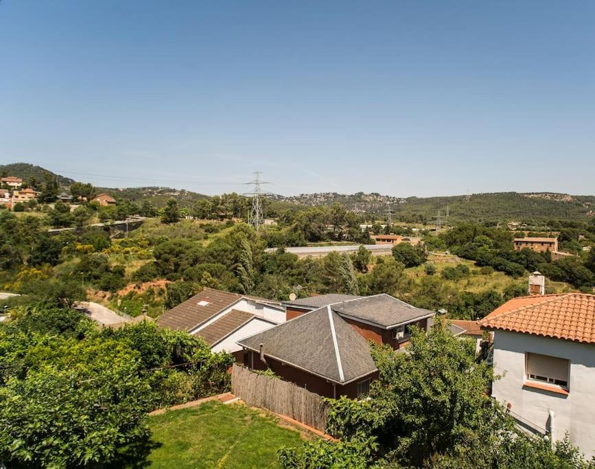 20 Min From Bcn- Charming House W/ Pool & Bbq Area Villa Cervelló Buitenkant foto