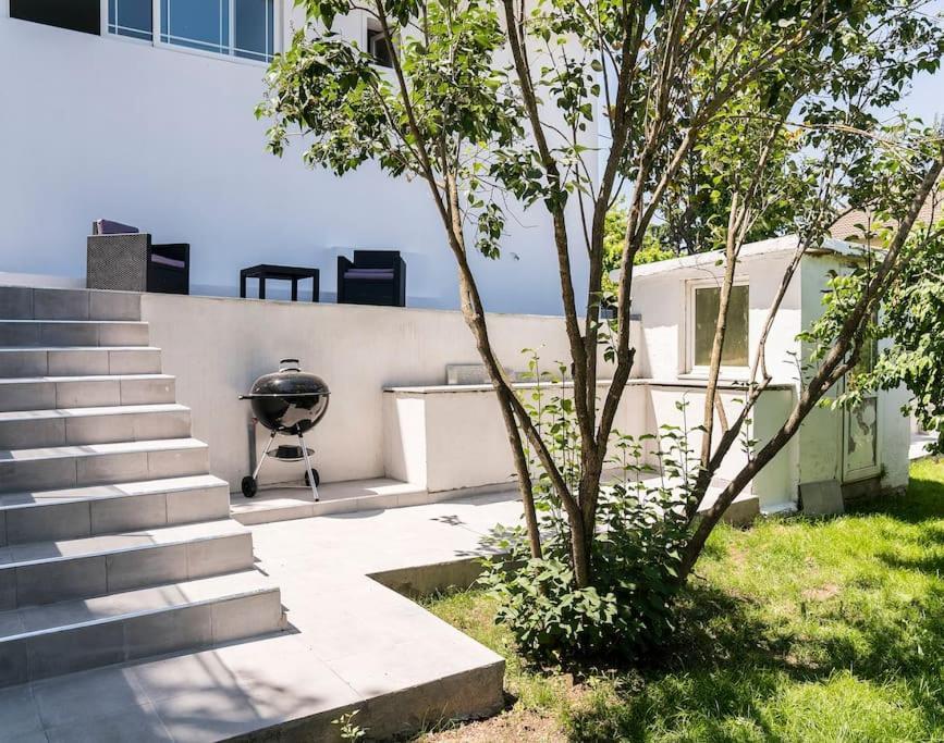 20 Min From Bcn- Charming House W/ Pool & Bbq Area Villa Cervelló Buitenkant foto
